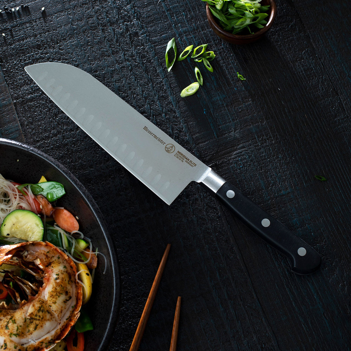 Meridian Elite 18cm Kullenschliff Santoku